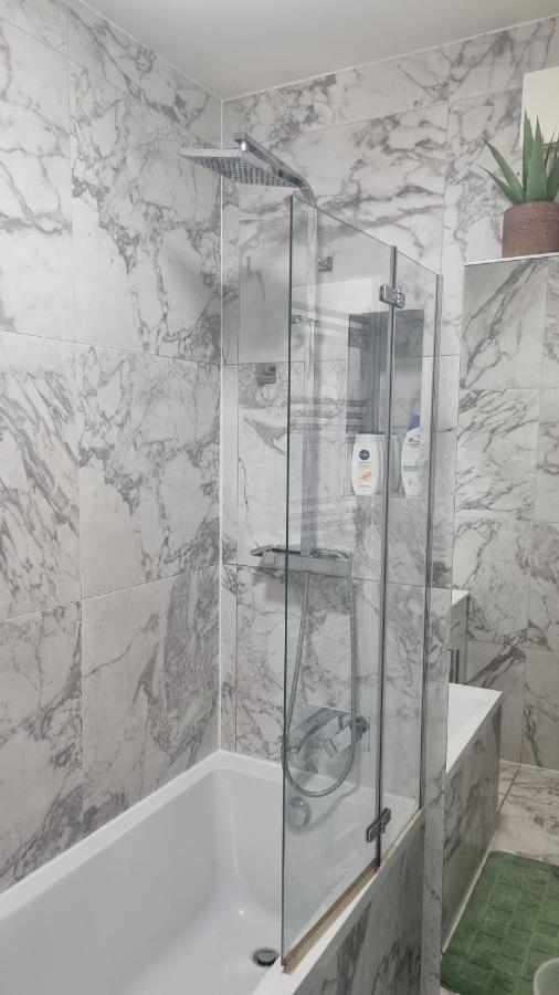 33 Camden Square - Double Room London Eksteriør bilde